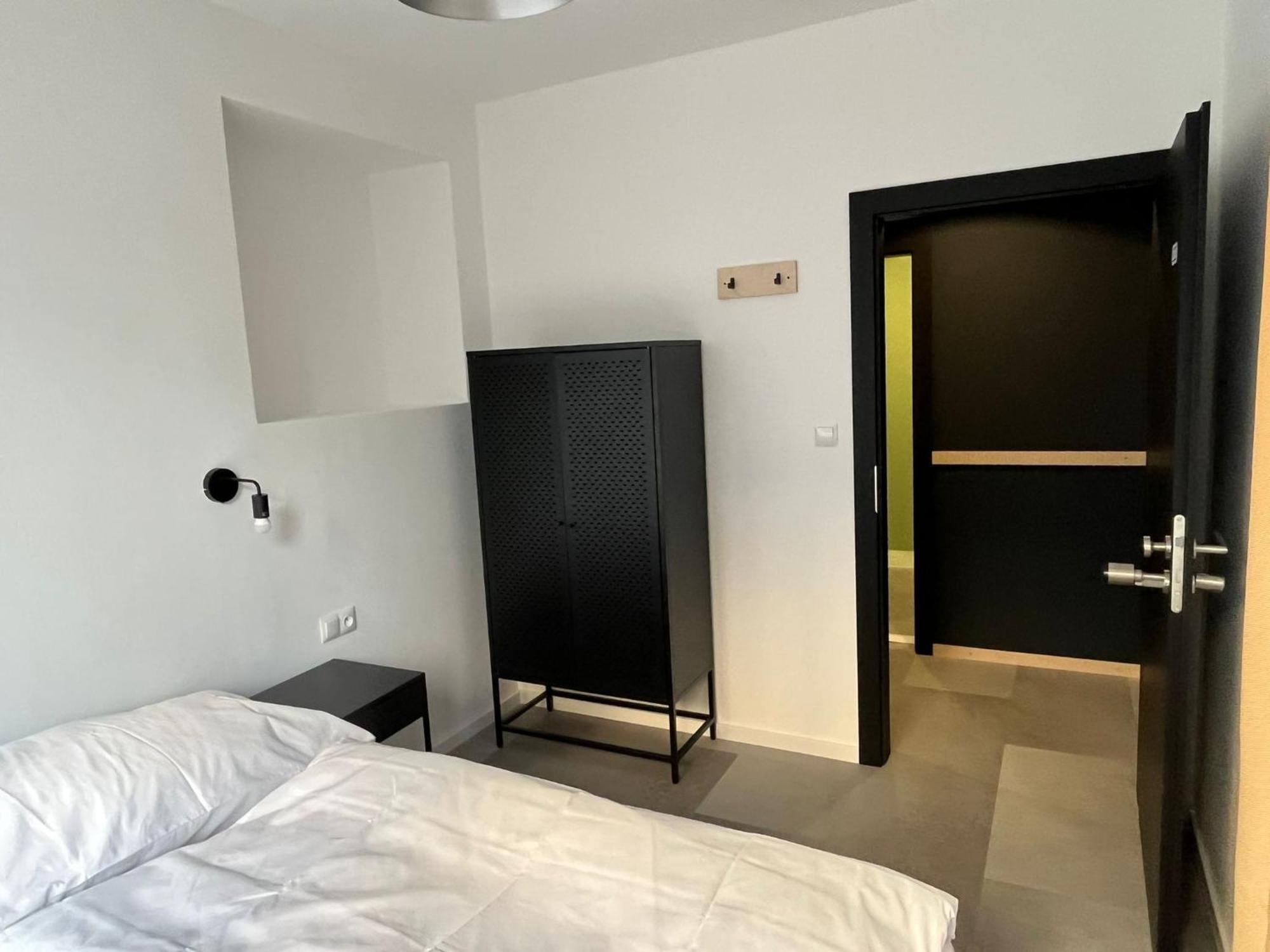 Izy Stay Hostel Bratislava Extérieur photo